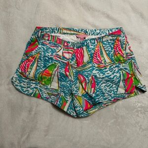 Lilly Pulitzer You gotta Regatta Pink/blue sailboat shorts - size 4